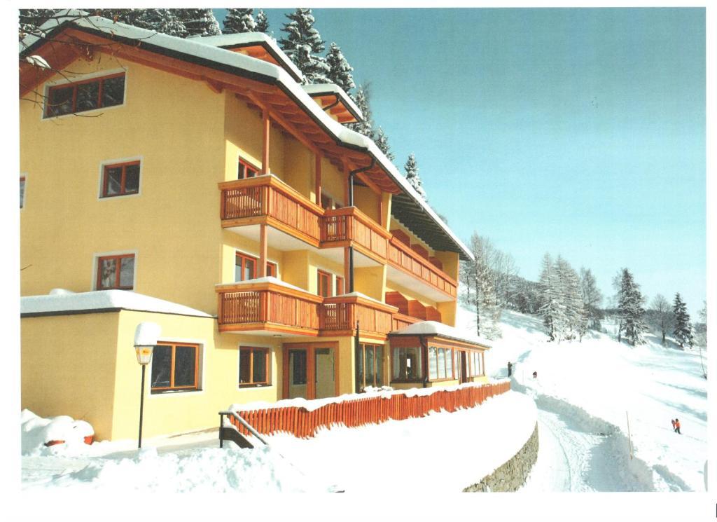 Hotel Raunig バド クラインキルヒハイム エクステリア 写真